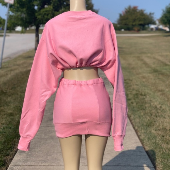 Champion Guava Pink Crop top and Skirt Set - Picture 3 of 3